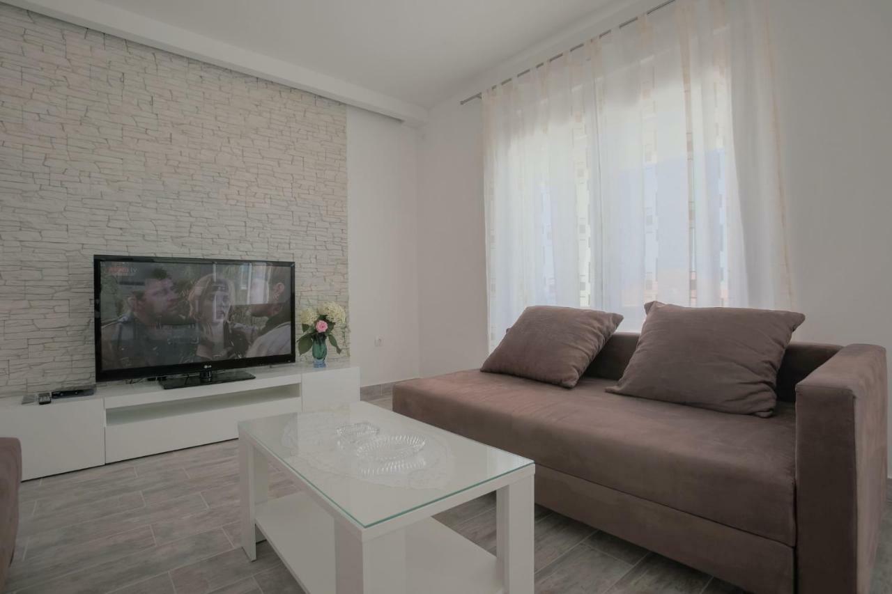 Apartman Slavko セゲット・ヴラニツァ エクステリア 写真